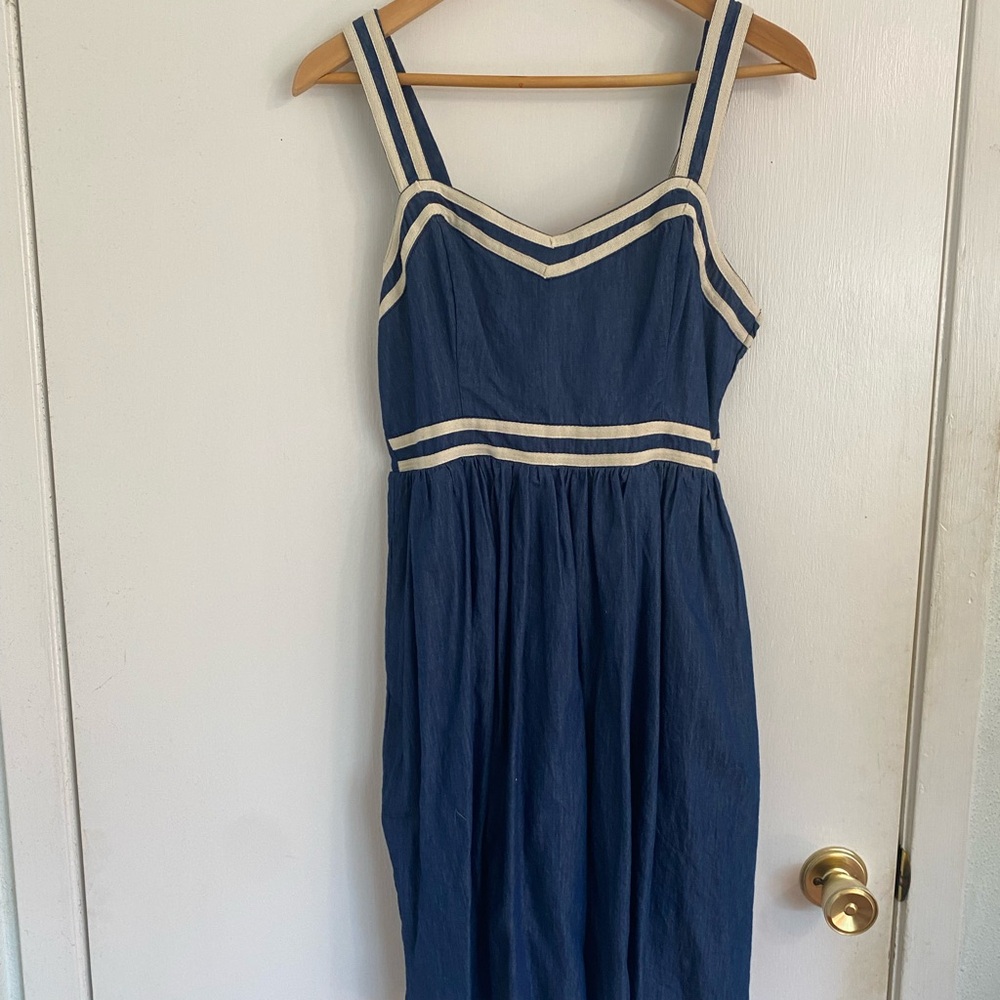 Elegant Blue Dress with White Accents